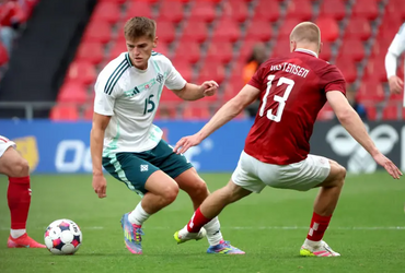 Đan Mạch vs Bắc Ireland (00:00 – 08/06)