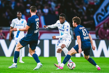 PSG vs AJ Auxerre (02:00 – 18/05)