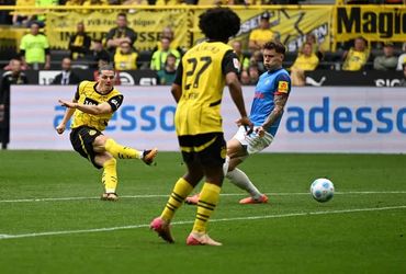 Dortmund vs Holstein Kiel (20:30 – 17/05)