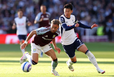 Aston Villa vs Tottenham (01:30 – 17/05)