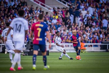 Barcelona vs Real Madrid (21:15 – 11/05)
