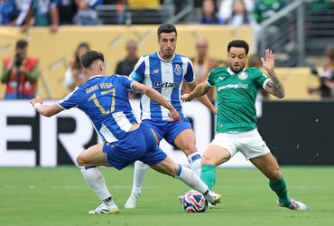 Palmeiras vs FC Porto (05:00 – 16/06)