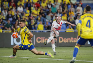 Las Palmas vs Rayo Vallecano (02:00 – 10/05)